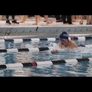 Meet your Posher, Louis